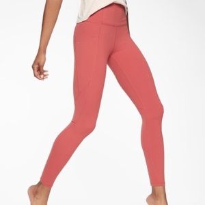 Athleta Salutation Stash Pocket Tight